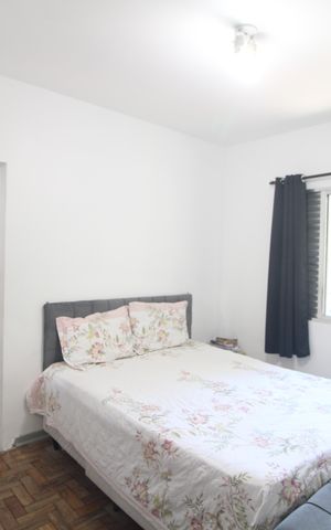 Casa à venda com 165m², 3 quartos e 2 vagasSuíte 2