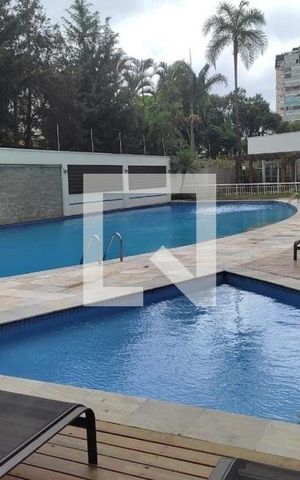 Apartamento à venda com 151m², 4 quartos e 3 vagas Apartamento à venda com 151m², 4 quartos e 3 vagasPiscina