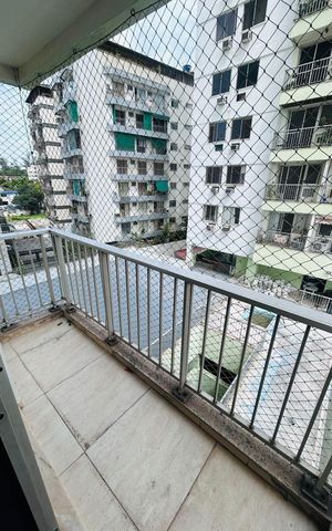 Apartamento à venda com 77m², 2 quartos e 1 vaga Apartamento à venda com 77m², 2 quartos e 1 vagaVaranda