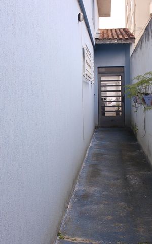 Casa à venda com 240m², 4 quartos e 4 vagasQuintal com árvore frutifera