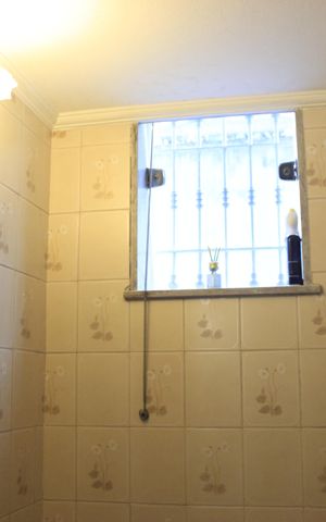 Casa à venda com 240m², 4 quartos e 4 vagasLavabo