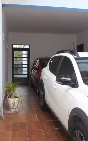 Casa à venda com 240m², 4 quartos e 4 vagasGaragem