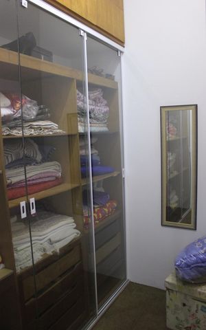 Casa à venda com 240m², 4 quartos e 4 vagasCloset do quarto 1