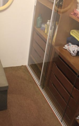 Casa à venda com 240m², 4 quartos e 4 vagasCloset do quarto 2