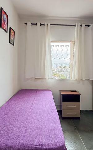 Casa à venda com 180m², 6 quartos e 2 vagas Casa à venda com 180m², 6 quartos e 2 vagasQuarto 1