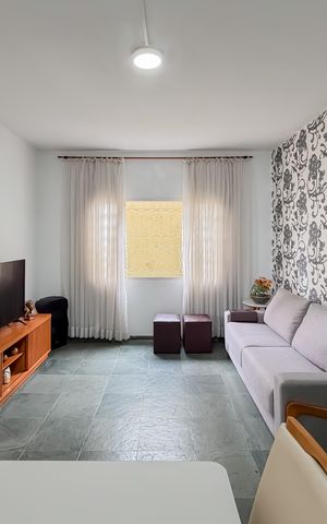 Casa à venda com 180m², 6 quartos e 2 vagas Casa à venda com 180m², 6 quartos e 2 vagasSala