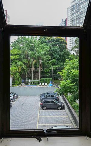 Apartamento à venda com 143m², 4 quartos e 2 vagasVista da Suíte 3