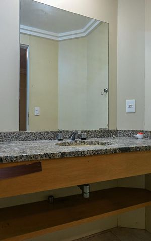 Apartamento à venda com 143m², 4 quartos e 2 vagasBanheiro Suíte 1