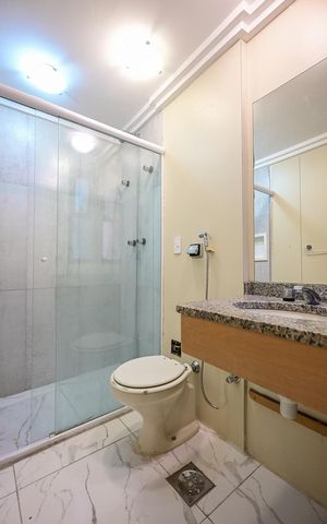 Apartamento à venda com 143m², 4 quartos e 2 vagasBanheiro Suíte 2