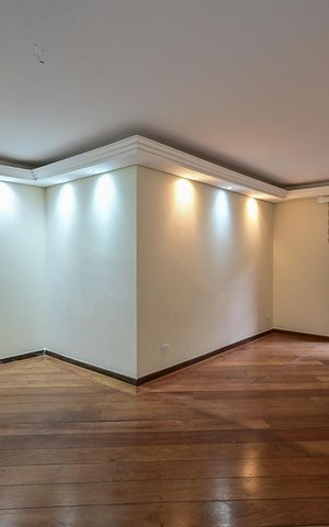 Apartamento à venda com 143m², 4 quartos e 2 vagasSala