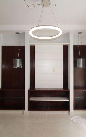 Casa à venda com 242m², 4 quartos e 3 vagasCozinha