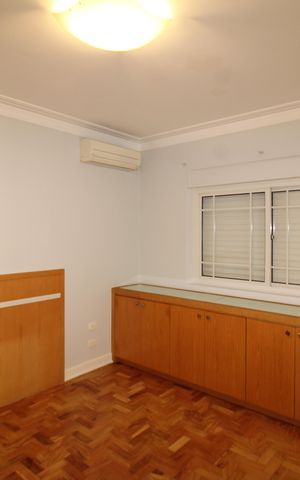 Casa à venda com 242m², 4 quartos e 3 vagasQuarto 3