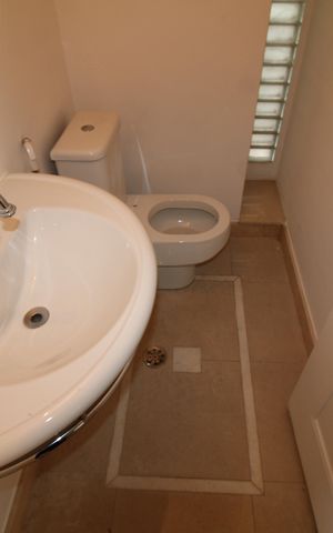Casa à venda com 242m², 4 quartos e 3 vagasLavabo