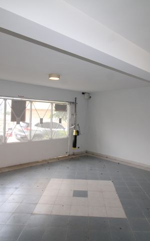 Casa à venda com 242m², 4 quartos e 3 vagasGaragem