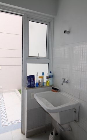 Casa à venda com 242m², 4 quartos e 3 vagasÁrea de Serviço