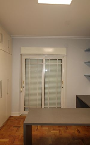 Casa à venda com 242m², 4 quartos e 3 vagasQuarto 2