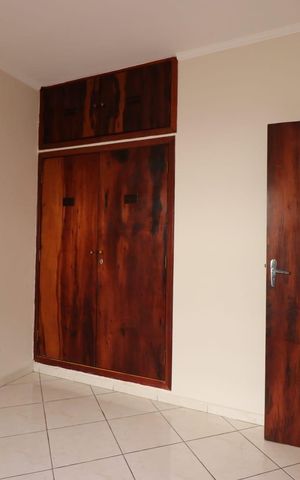 Casa à venda com 180m², 3 quartos e 5 vagasQuarto