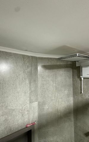 Apartamento à venda com 85m², 3 quartos e 1 vaga Apartamento à venda com 85m², 3 quartos e 1 vagaBanheiro