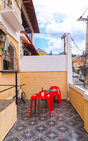Casa à venda com 130m², 3 quartos e sem vaga Casa à venda com 130m², 3 quartos e sem vagaVaranda da Sala