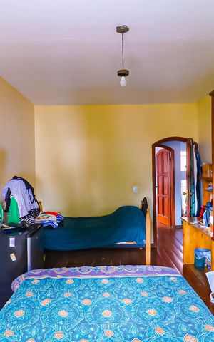 Casa à venda com 130m², 3 quartos e sem vaga Casa à venda com 130m², 3 quartos e sem vagaQuarto 2