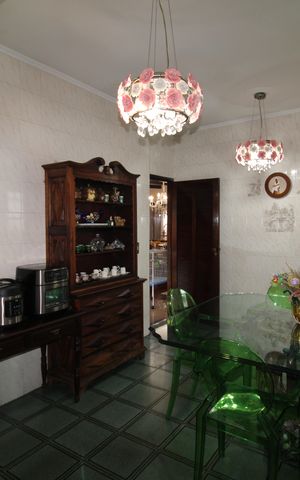 Casa à venda com 200m², 4 quartos e 1 vagaCozinha