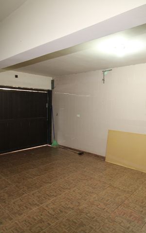 Casa à venda com 200m², 4 quartos e 1 vagaGaragem