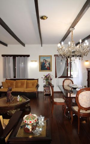 Casa à venda com 200m², 4 quartos e 1 vagaSala