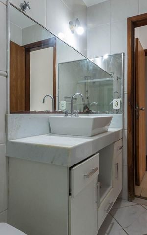 Apartamento para alugar com 133m², 3 quartos e 2 vagasBanheiro Suíte 