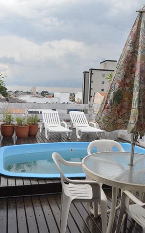 Casa para alugar com 278m², 6 quartos e 4 vagasPiscina