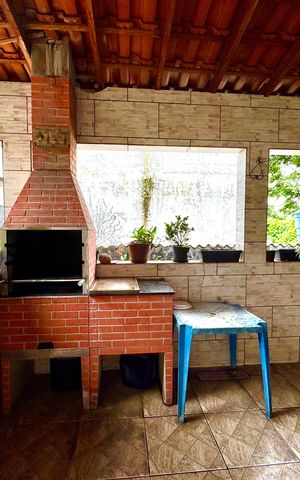 Casa à venda com 174m², 4 quartos e sem vaga Casa à venda com 174m², 4 quartos e sem vagaChurrasqueira