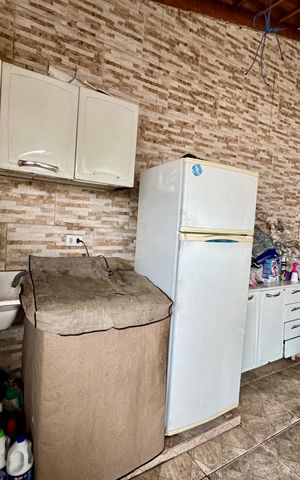 Casa à venda com 174m², 4 quartos e sem vaga Casa à venda com 174m², 4 quartos e sem vagaÁrea de Serviço 1