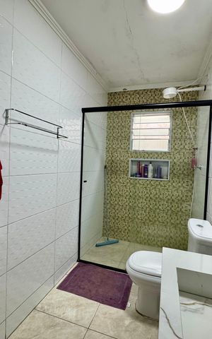 Casa à venda com 174m², 4 quartos e sem vaga Casa à venda com 174m², 4 quartos e sem vagaBanheiro 1