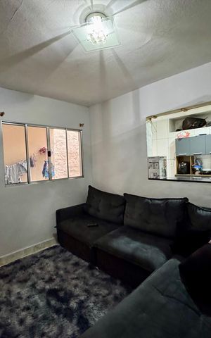 Casa à venda com 174m², 4 quartos e sem vaga Casa à venda com 174m², 4 quartos e sem vagaSala 2