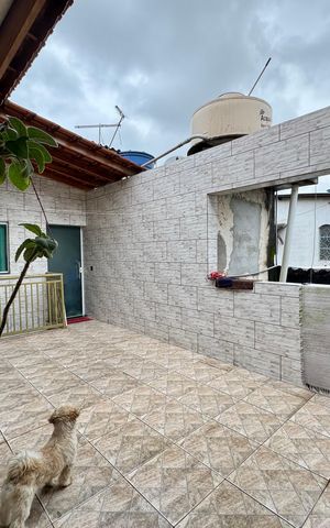 Casa à venda com 174m², 4 quartos e sem vaga Casa à venda com 174m², 4 quartos e sem vagaQuintal