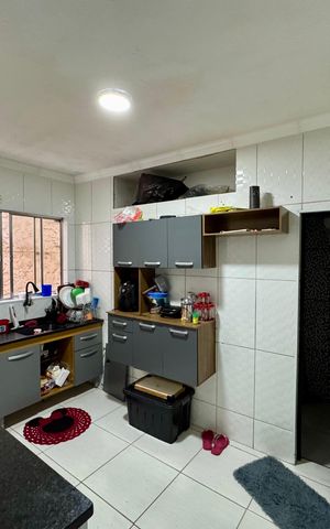 Casa à venda com 174m², 4 quartos e sem vaga Casa à venda com 174m², 4 quartos e sem vagaCozinha 2