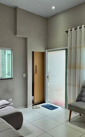 Casa à venda com 174m², 4 quartos e sem vaga Casa à venda com 174m², 4 quartos e sem vagaSala 1