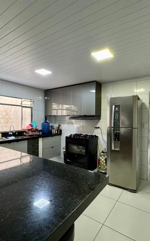 Casa à venda com 174m², 4 quartos e sem vaga Casa à venda com 174m², 4 quartos e sem vagaCozinha 1