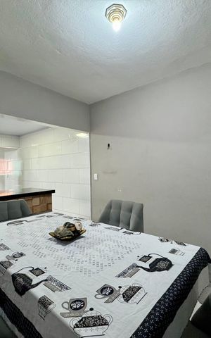 Casa à venda com 174m², 4 quartos e sem vaga Casa à venda com 174m², 4 quartos e sem vagaSala de Jantar