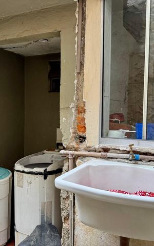 Casa à venda com 174m², 4 quartos e sem vaga Casa à venda com 174m², 4 quartos e sem vagaÁrea de Serviço 2