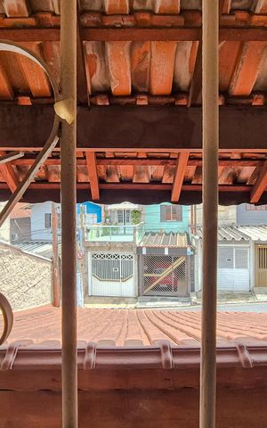 Casa à venda com 192m², 3 quartos e 2 vagas Casa à venda com 192m², 3 quartos e 2 vagasSala - vista