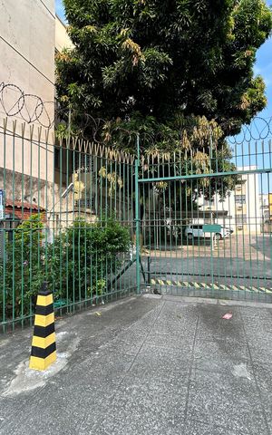 Apartamento para alugar com 63m², 2 quartos e 1 vagaFachada + plaquinha
