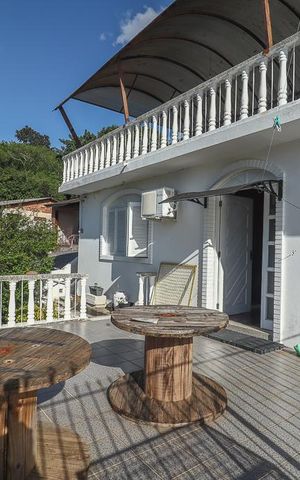 Casa à venda com 140m², 4 quartos e 1 vagaVaranda