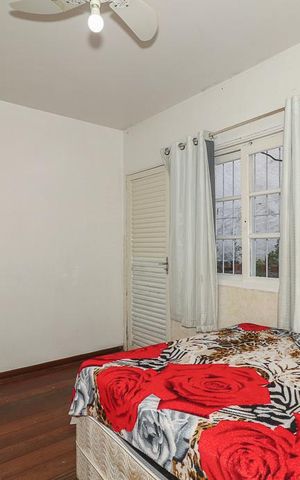 Casa à venda com 140m², 4 quartos e 1 vagaQuarto 4
