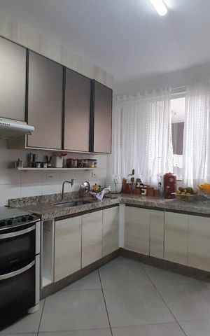 Casa à venda com 121m², 3 quartos e 2 vagas
