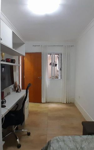 Casa à venda com 121m², 3 quartos e 2 vagas