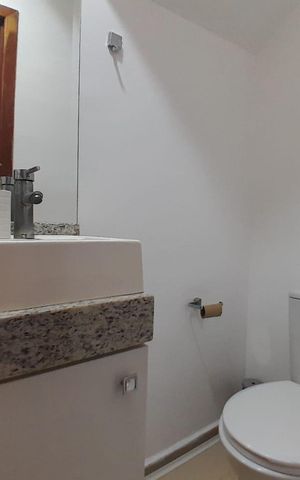 Casa à venda com 121m², 3 quartos e 2 vagas