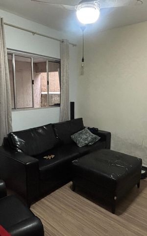 Casa à venda com 135m², 4 quartos e 1 vaga Casa à venda com 135m², 4 quartos e 1 vagaSala