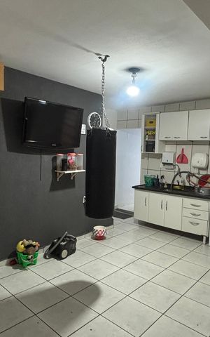 Casa à venda com 135m², 4 quartos e 1 vaga Casa à venda com 135m², 4 quartos e 1 vagaÁrea de Serviço