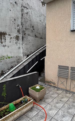 Casa à venda com 135m², 4 quartos e 1 vaga Casa à venda com 135m², 4 quartos e 1 vagaQuintal