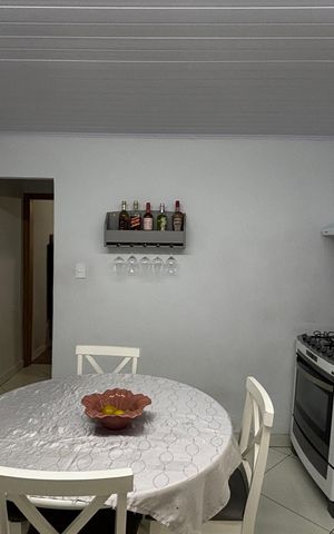 Casa à venda com 135m², 4 quartos e 1 vaga Casa à venda com 135m², 4 quartos e 1 vagaCozinha